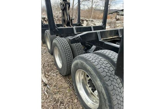 2013 Kenworth T-800 Log Truck